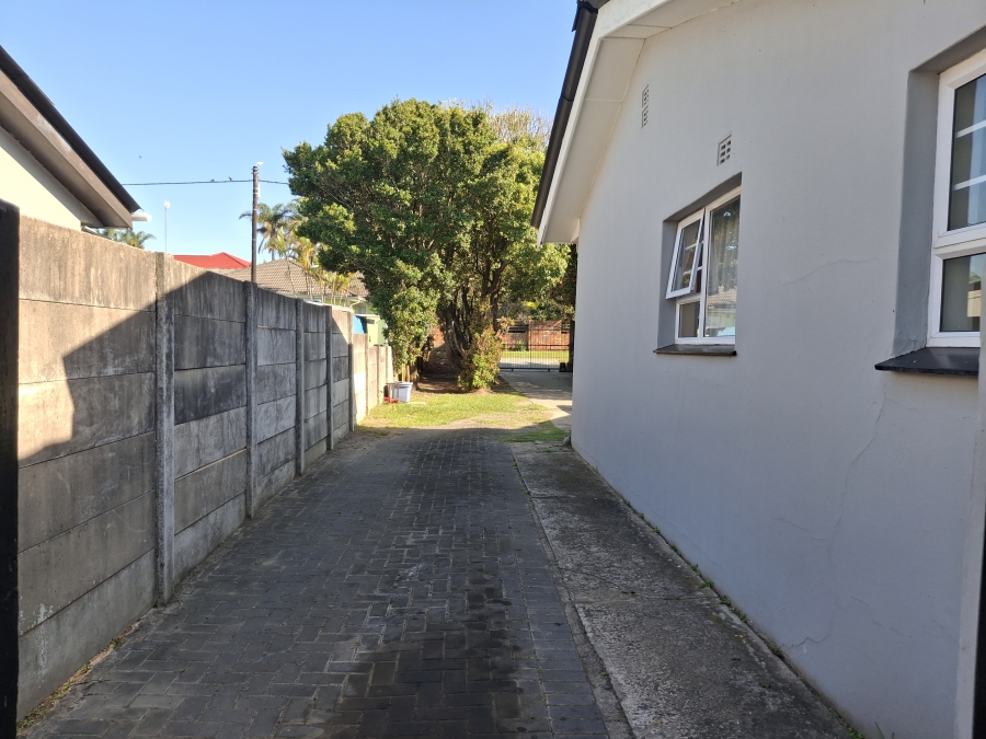 To Let 1 Bedroom Property for Rent in Gonubie Eastern Cape
